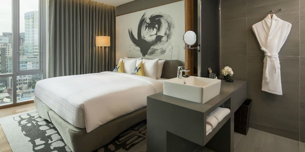 Novotel Ambassador Seoul Dongdaemun Hotels & Residences Standard Room, 1 Queen Bed 2
