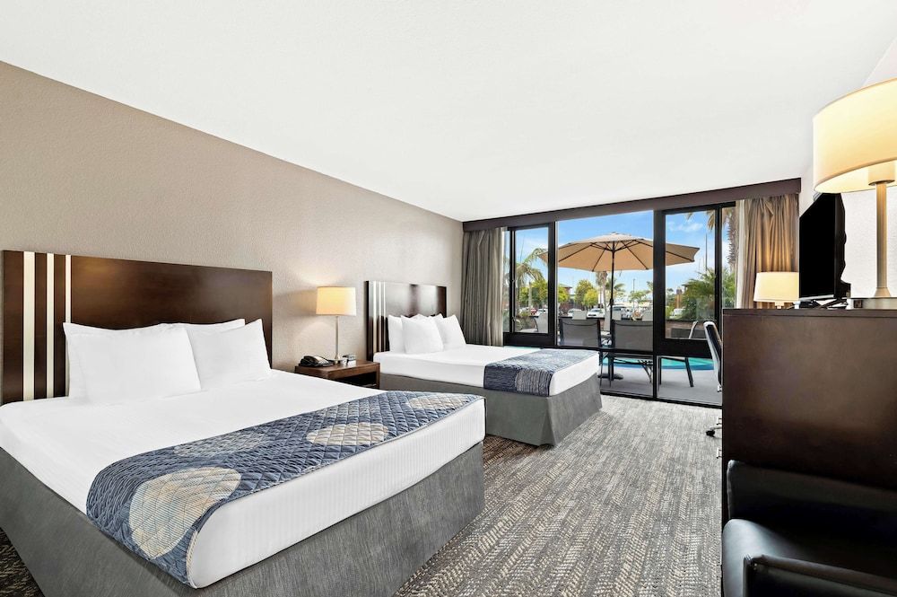 undefined Best Western Yacht Harbor Hotel 3