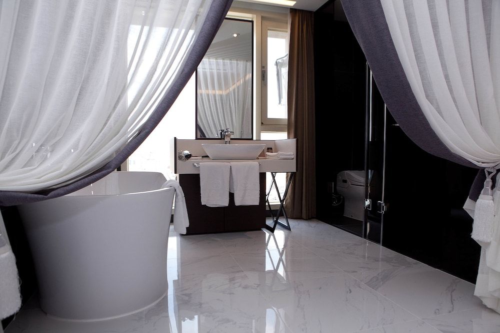 Seoubong Beach Hotel Superior Twin Room (Base person : 2, Max person : 3) 4