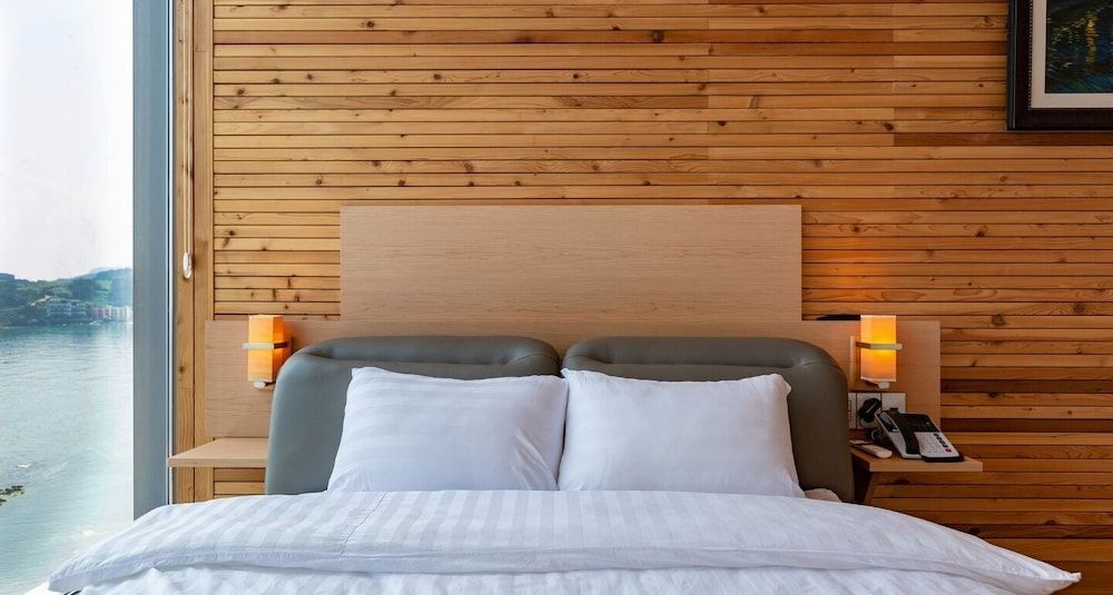 Revoir Deluxe Room, 1 Bedroom, Non Smoking, Ocean View (201) 3