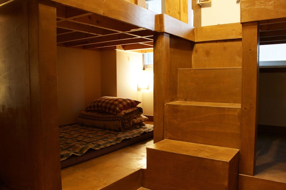 Urban Art Stay - Hostel Grand Room (Need to notify the hotel of the check-in time at all times) 7