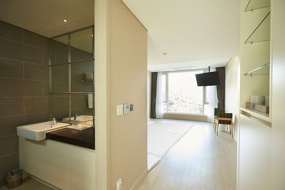 Hotel Around Pyeongchang Superior Ondol 3