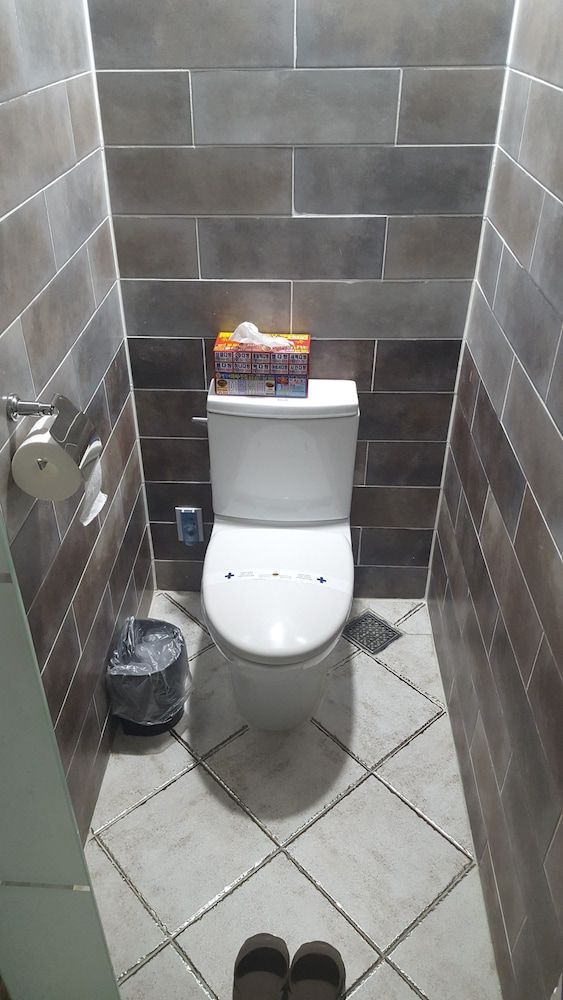 River Hotel Standard Double Room 8