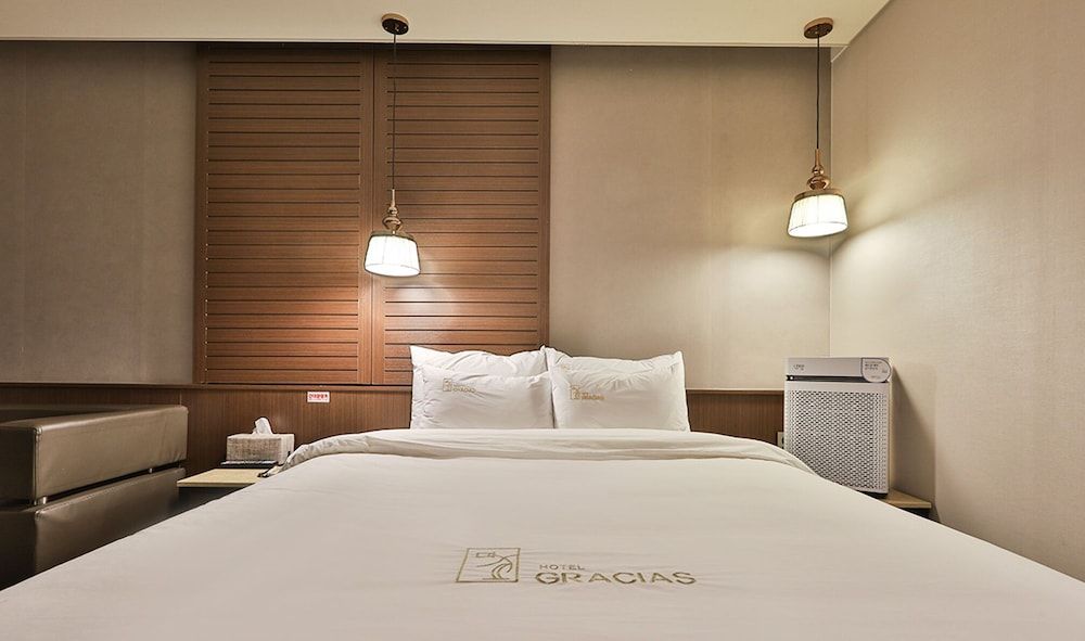 Gracias Hotel Gimhae Royal Suite 8