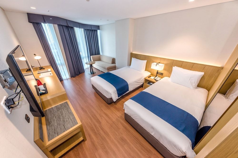 undefined Hotel Sirius 10