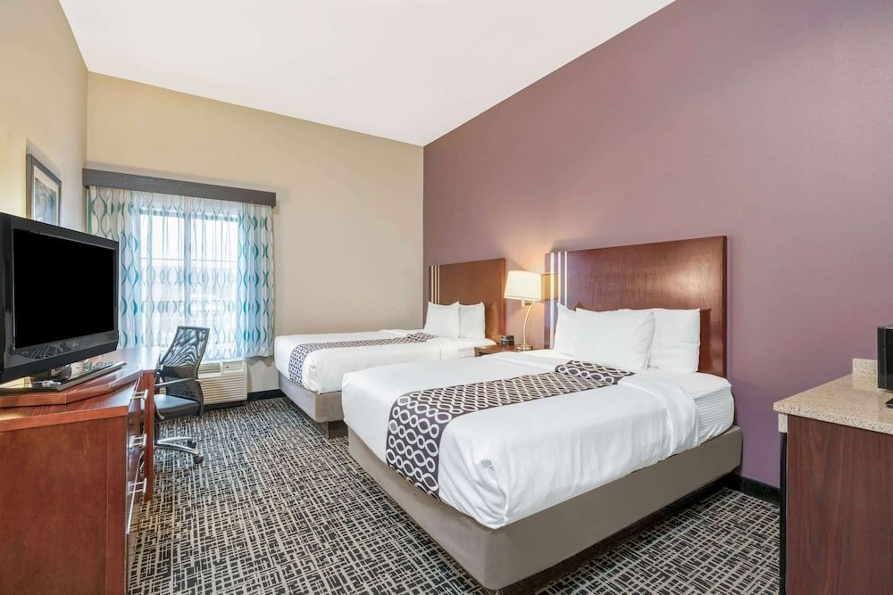 Room, 2 Queen Beds, Accessible, Non Smoking (Bathtub w/ Grab Bars)