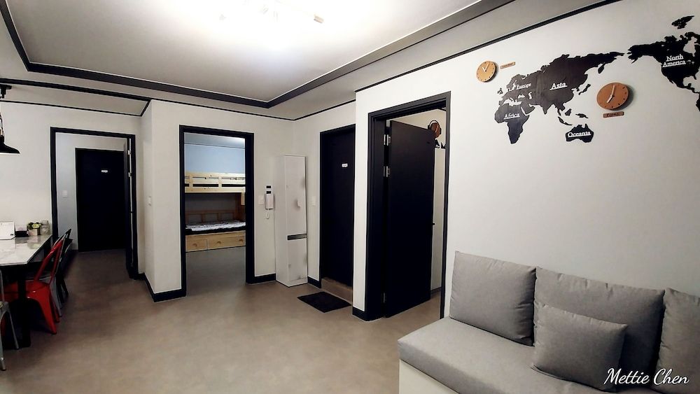 undefined Ur Seoul Home 4