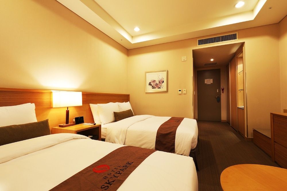 Bridge Hotel Incheon Songdo Standard Family Twin Room 3