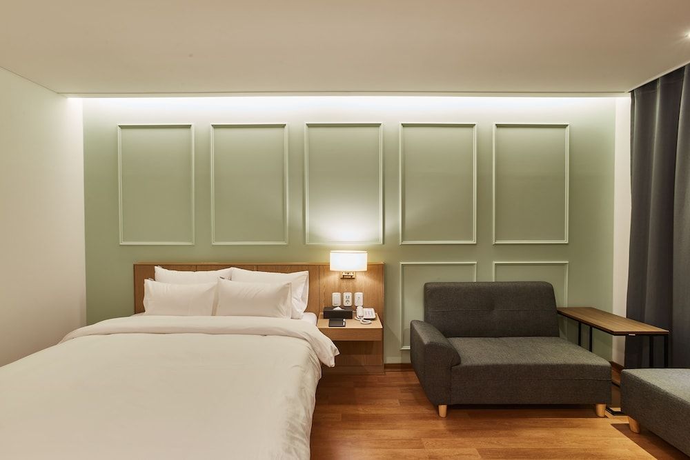 Pyeongchang Hotel The Maru Superior Double Room 3