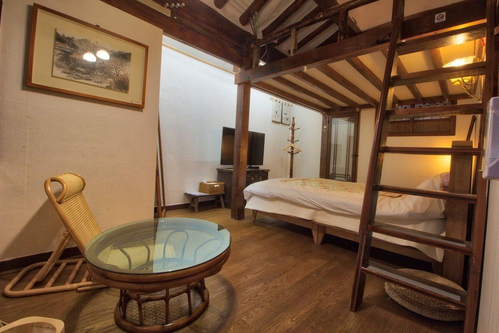 Gyodong-Salrae Traditional Loft(Rose) - Must contact the property before Check-In 2