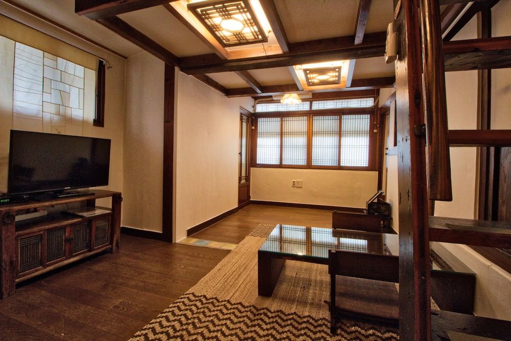 Gyodong-Salrae Traditional Loft (Susun) - Must contact the property before Check-In 4
