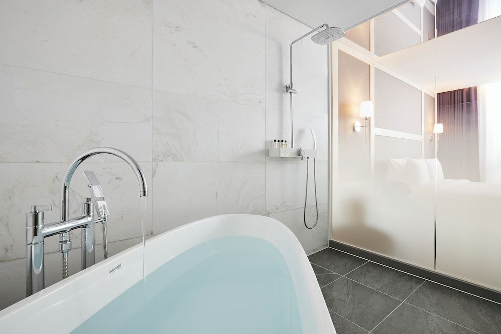 undefined Hotel Newv 9