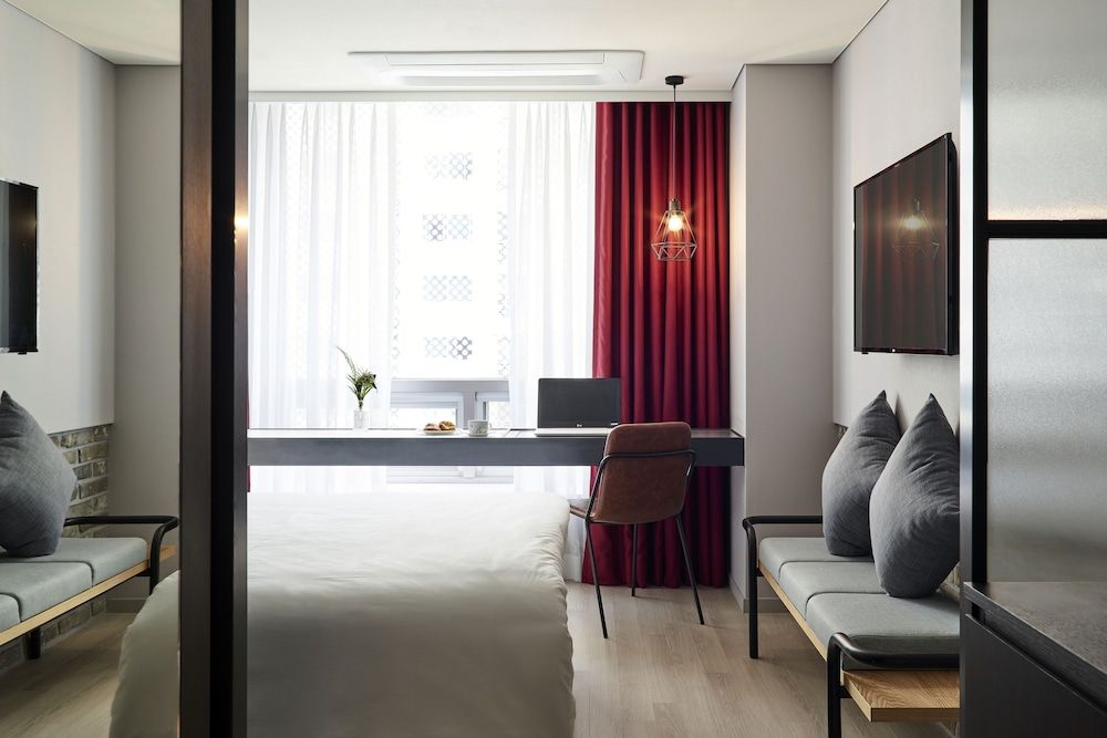 Hotel Newv Superior Double Room 8