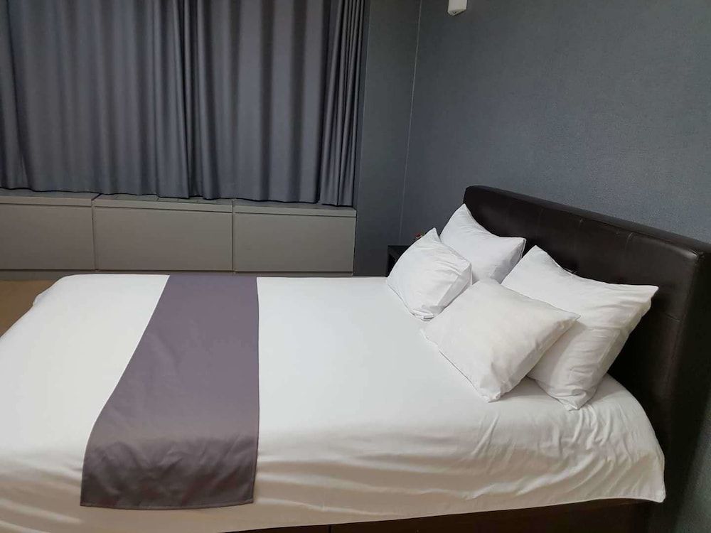 Sky Guestel Double Room 4
