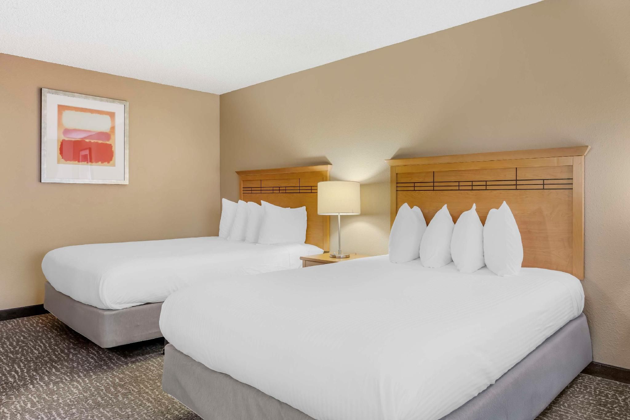 Suite - 2 Queen Beds, Nonsmoking, Full Kitchen