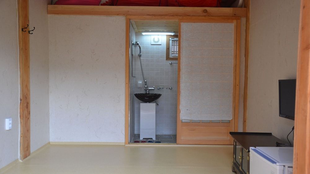 Sarangroo Summer, Autumn, Winter, Solnim 2