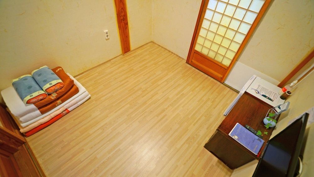 Sarangroo Summer, Autumn, Winter, Solnim 5