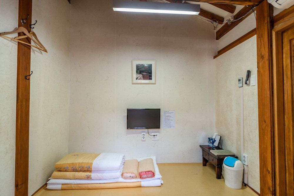 Sarangroo Summer, Autumn, Winter, Solnim 7