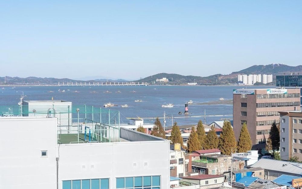 Rings Hotel Premium Deluxe Room 3