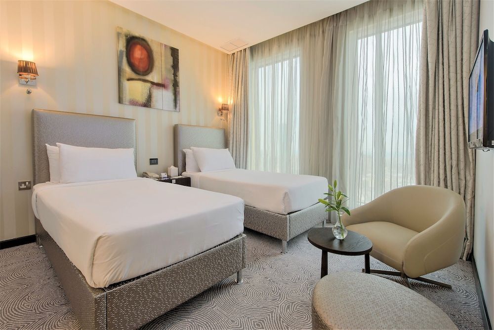 undefined Grand Majestic Hotel 3