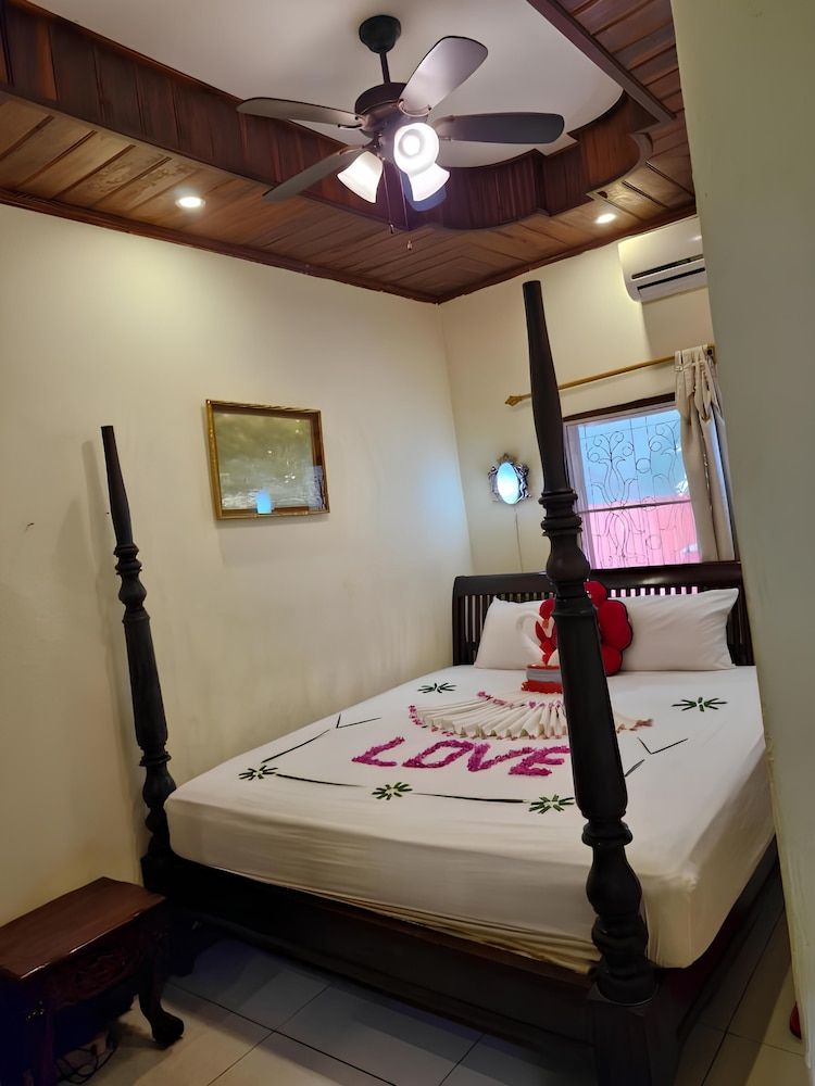 undefined Sakura Hotel 10