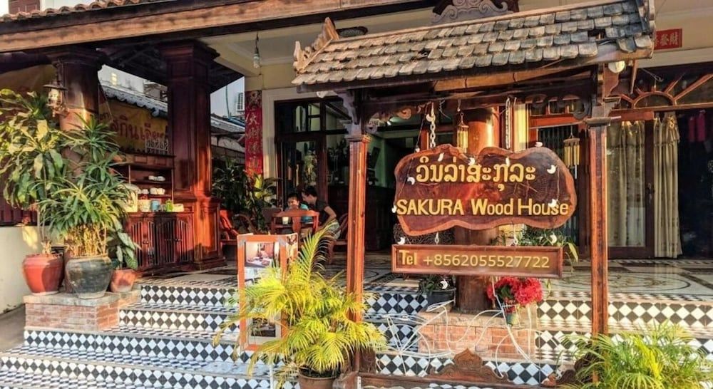 undefined Sakura Hotel 6