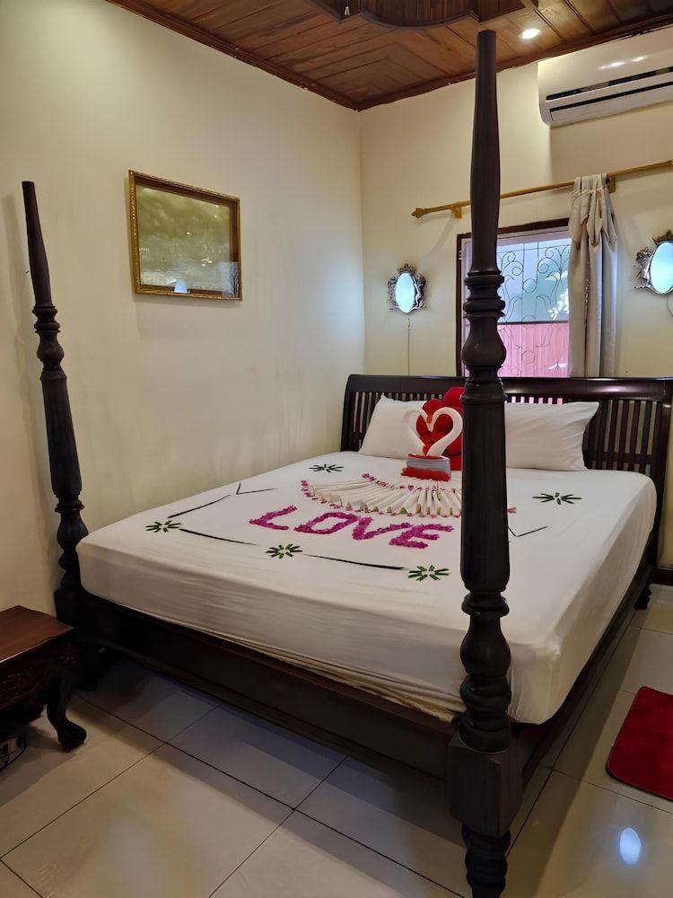 undefined Sakura Hotel 4