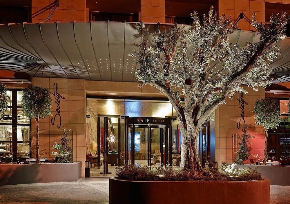 undefined Saifi Suites Hotel 8