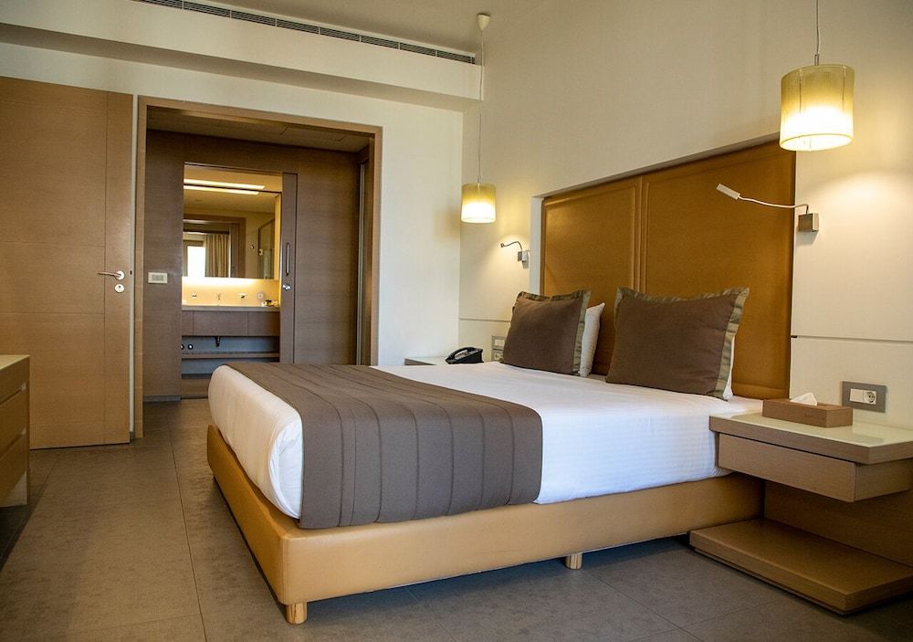 Executive Suite (Deluxe)