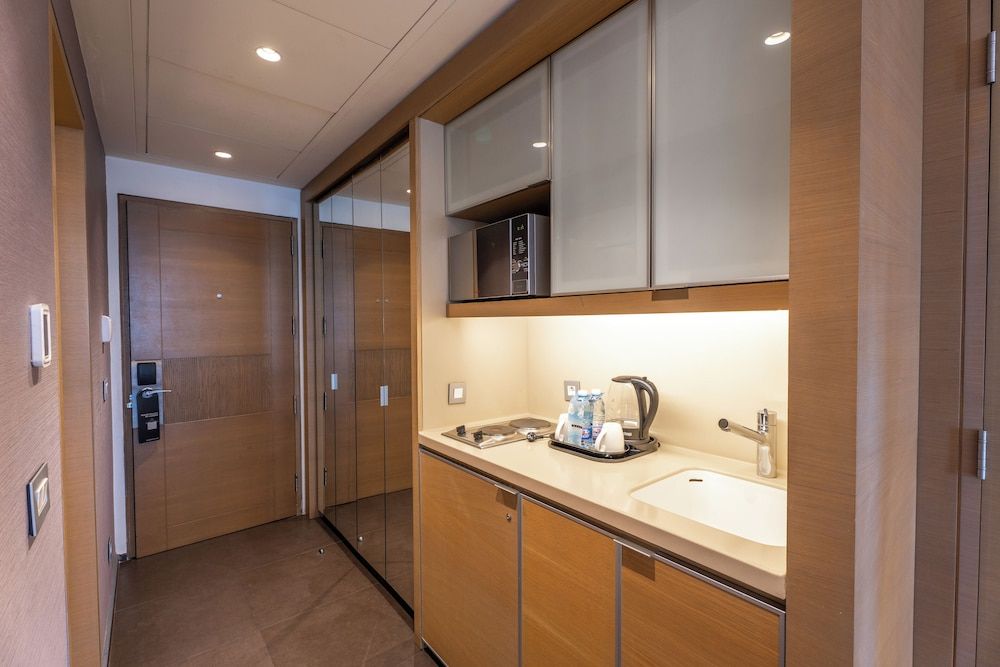 Saifi Suites Hotel Deluxe Double Room 22