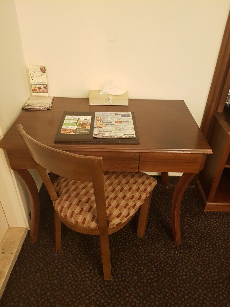 Madisson Hotel Standard Room, 1 Queen Bed 2