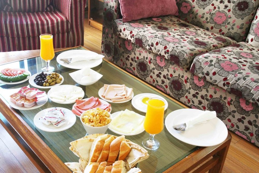 undefined Orient Prince Hotel 7