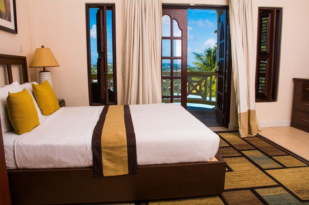Deluxe Apartment, 2 Bedrooms, Pool Access, Marina View