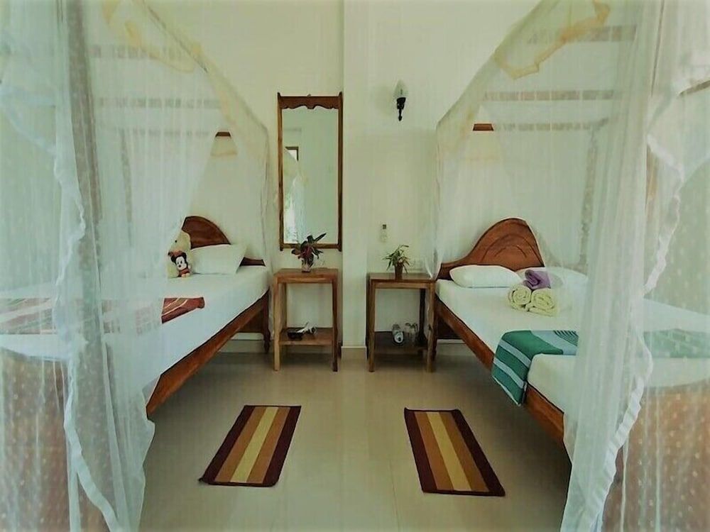 Turtle Paradise Family Twin Room, 1 Bedroom, Balcony, Partial Sea View 2