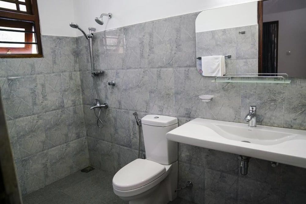 Turtle Paradise Deluxe Double Room, 1 King Bed, Garden View, Ground Floor 9