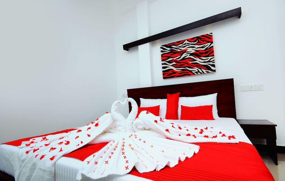 City Stay Deluxe Double Room 4