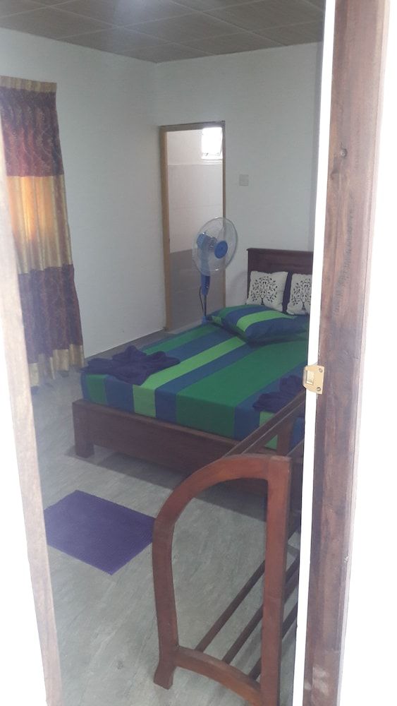 undefined Hotel Blue Moon 8