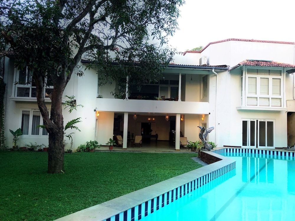 undefined Artisan Villa Colombo 10