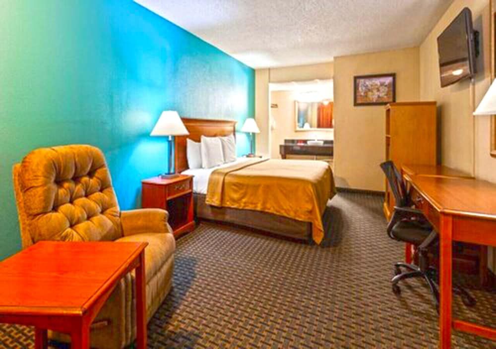 Marifah Inn Deluxe Single Room, 1 Queen Bed 2