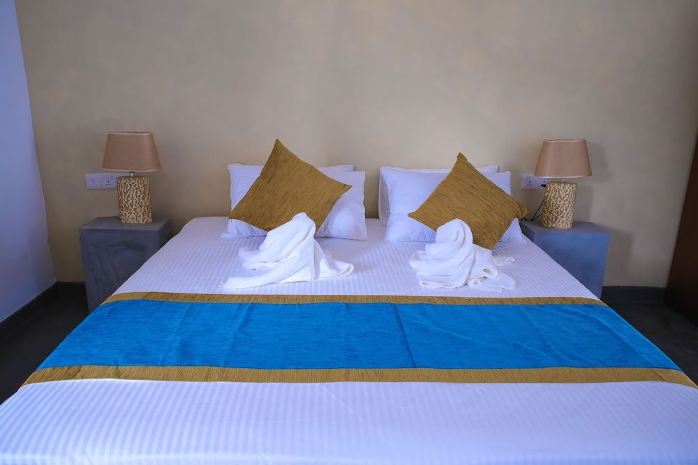 Luxury Room, 3 Bedrooms, Smoking, Beach View