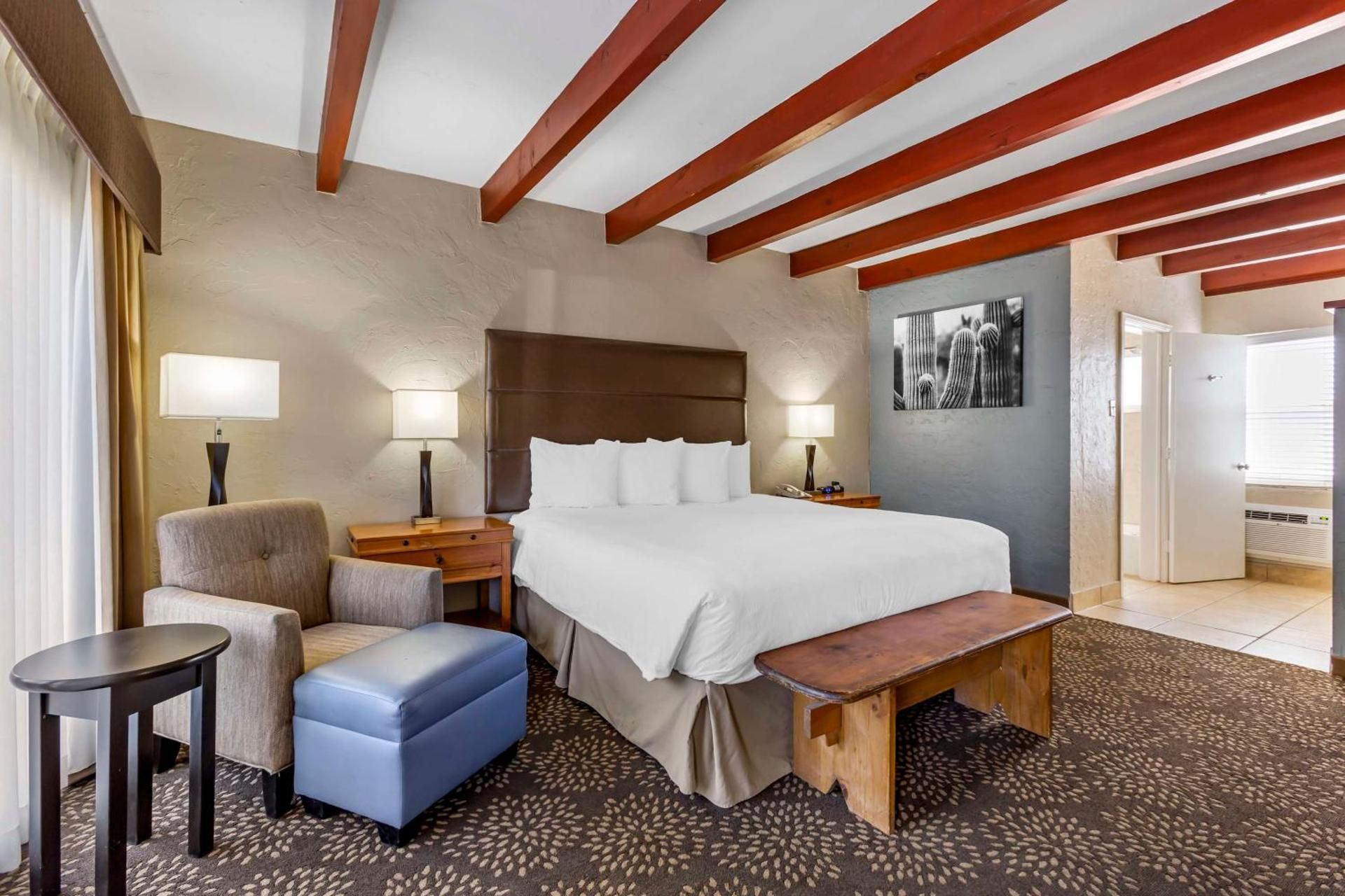 King Room - Non-Smoking