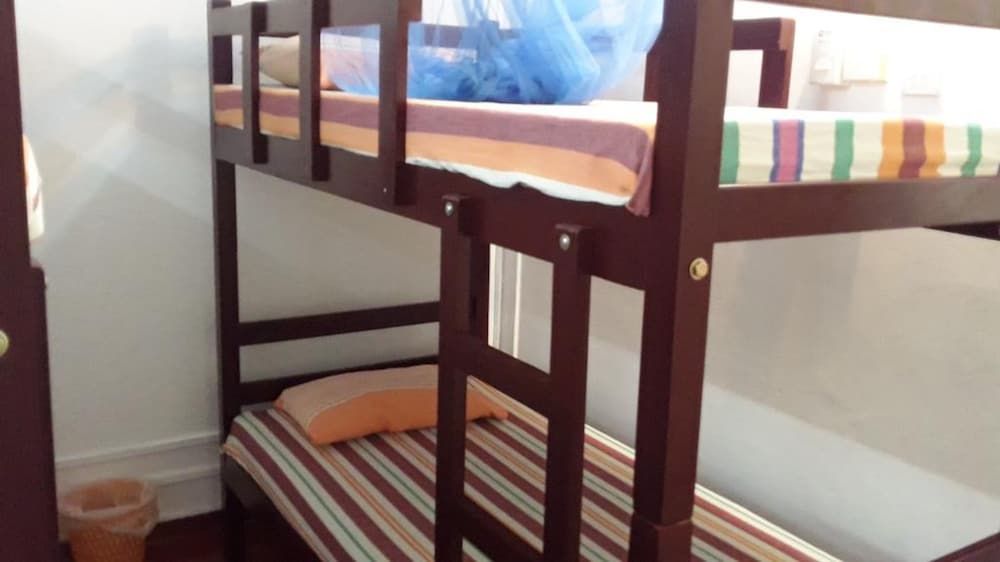 undefined Colombo city jumbo hostel 8