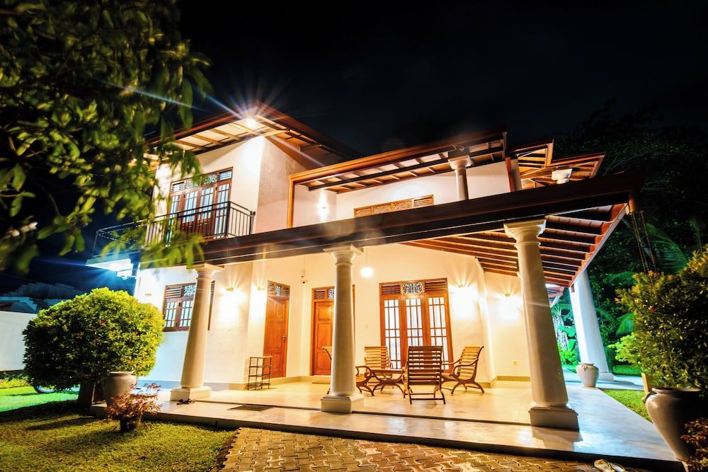 undefined Villa Almond Leaf 7