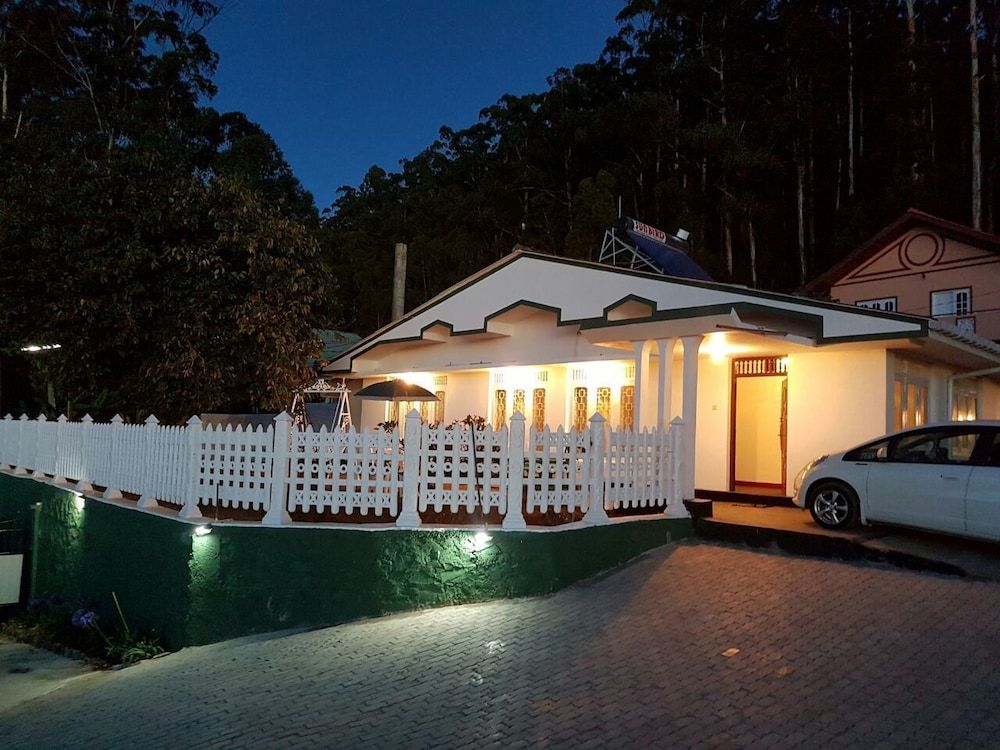 undefined Winter Breeze Holiday Home 9