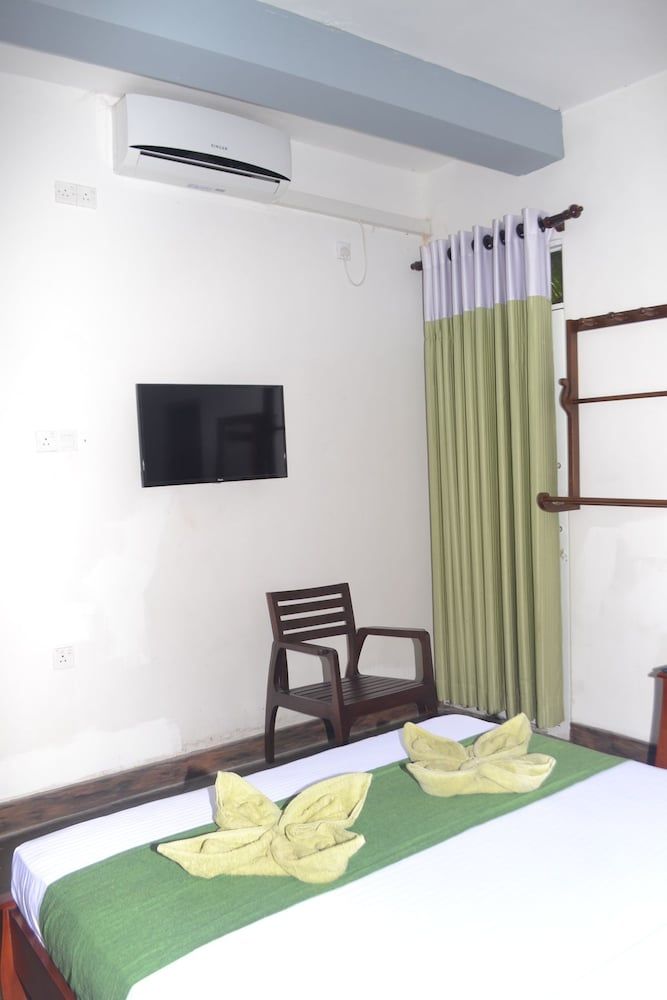 undefined Hotel Thilon 9