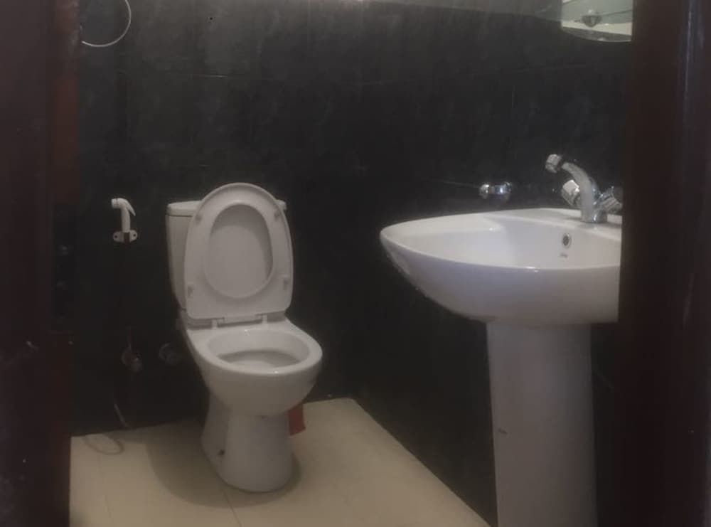 Yoho Green Lake View Standard Double Room 4