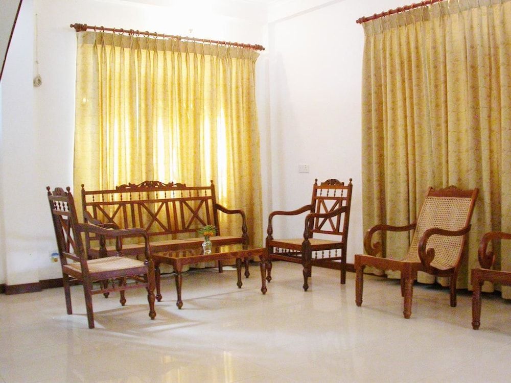 undefined Grand Kandy Villa Hotel 3