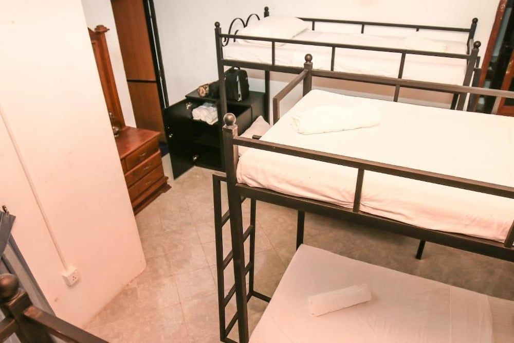 Unique View Hotel - Hostel