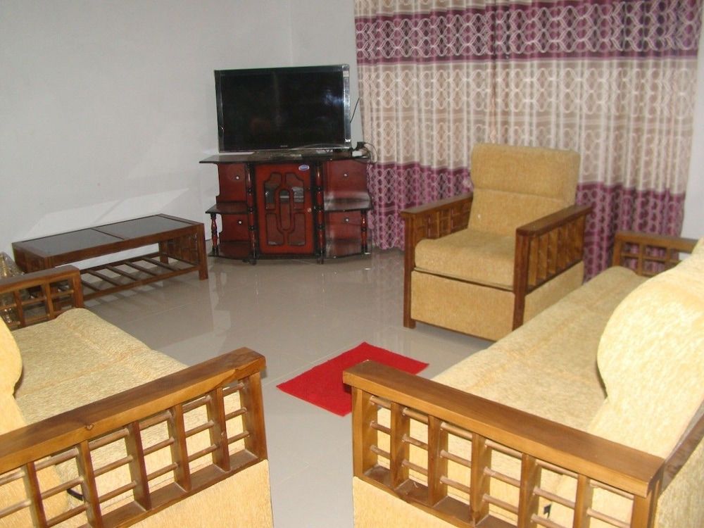 Ella Sashen Hotel Double Room 14