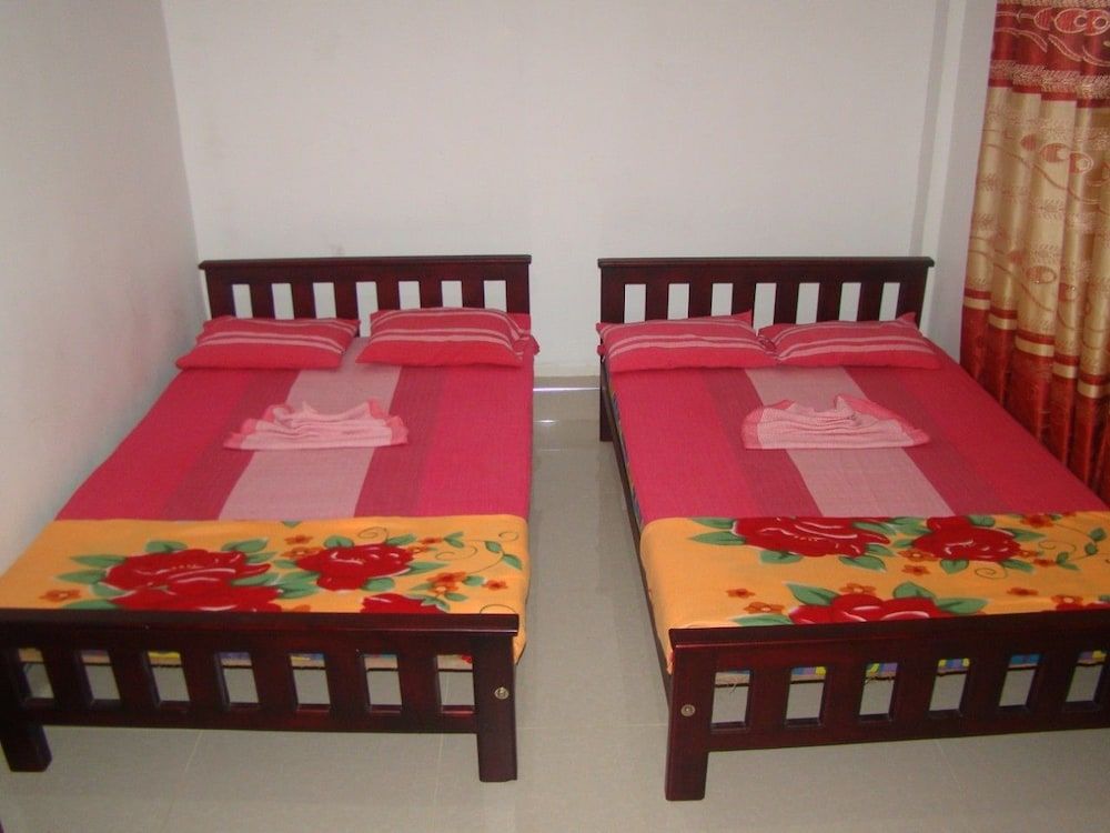 Ella Sashen Hotel Double Room 4